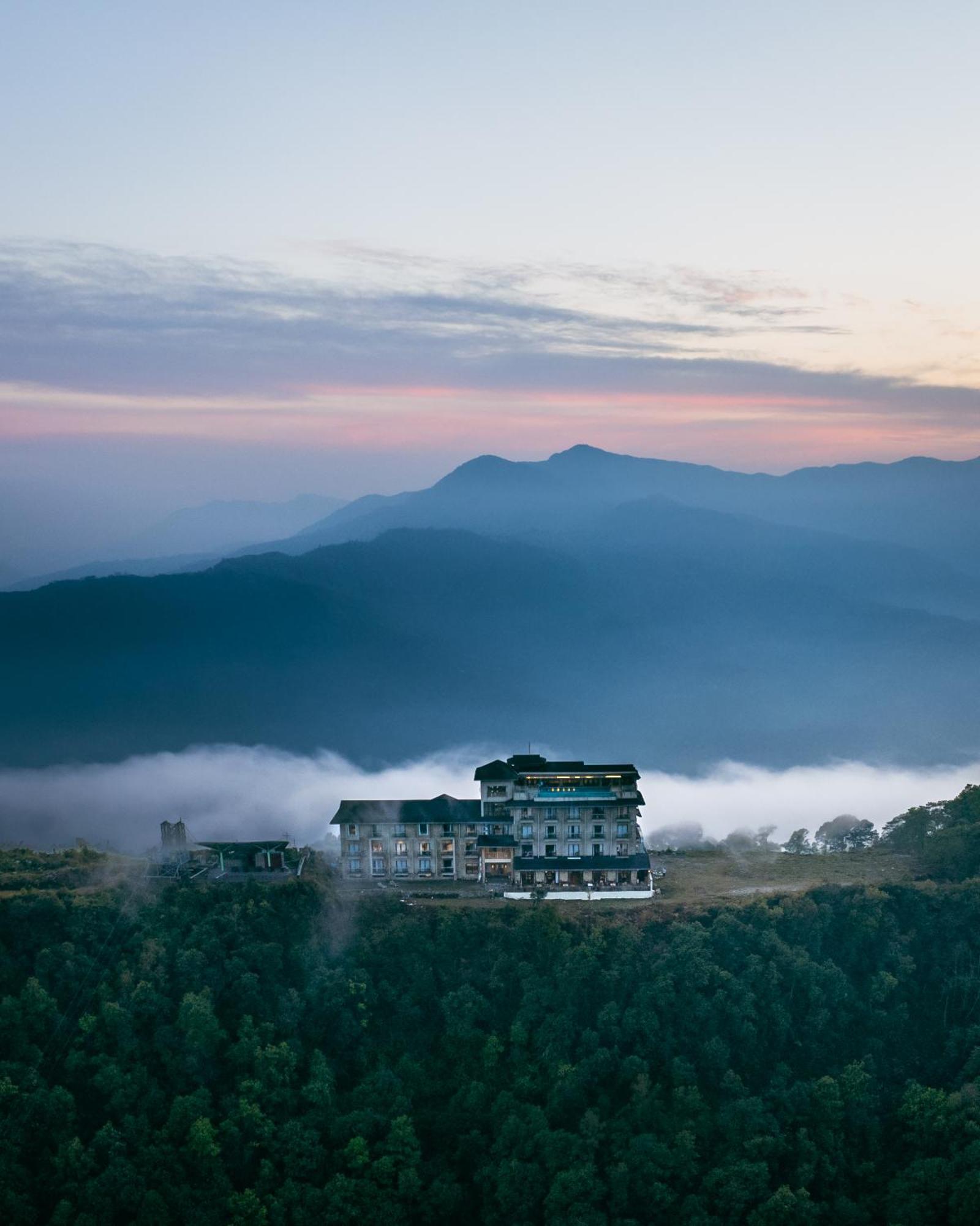 Sarangkot Mountain Lodge Pókhara Exteriér fotografie